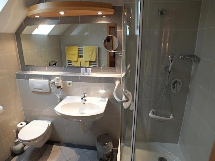 Achkarrer Krone Hotel Achkarren Luaran gambar